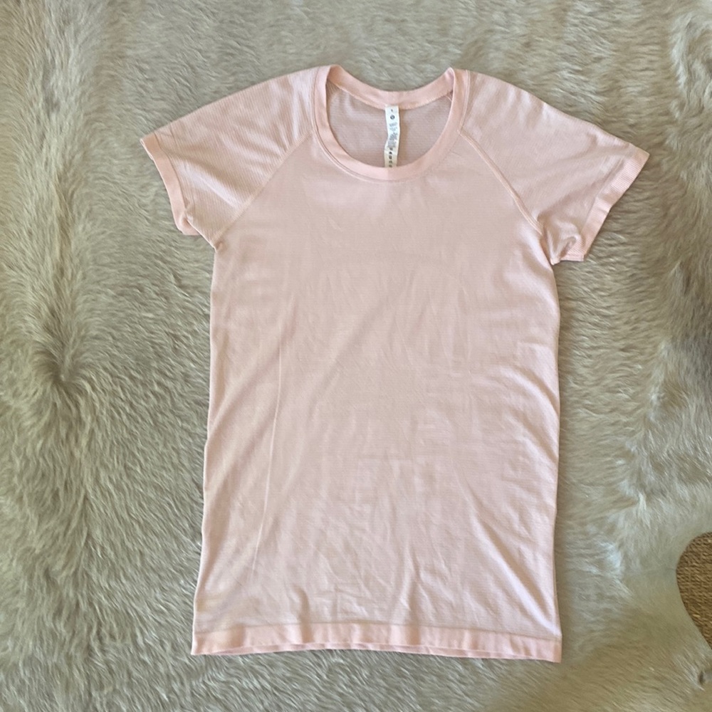 Lululemon swiftly tech 2.0 shirt